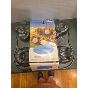 Nordic Ware Hungry Animals Cake & Ice Cream Pan – Heavy Cast Aluminum – Made USA